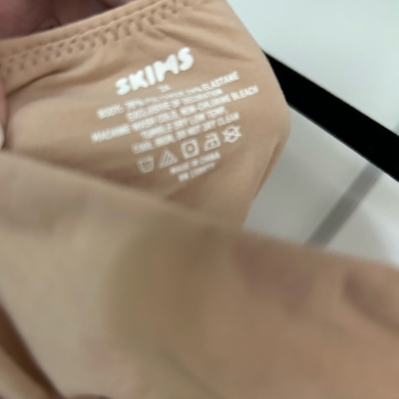SKIMS NWT NUDE BODYSUIT 3X - Picture 3 of 9